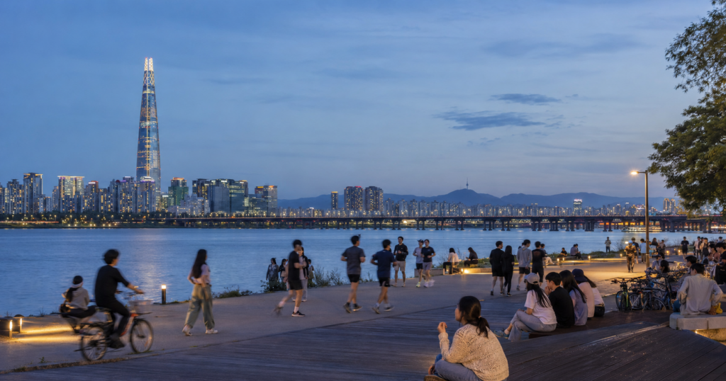 South Koreans enjoying an ordinary evening beside the Han River despite continuing tensions on the Korean Peninsula.