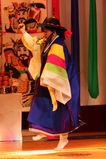 images (1)